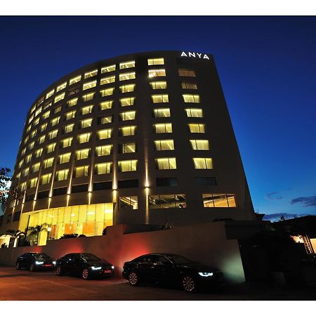 The Anya Hotel-Golf Course Road Gurgaon Exterior foto